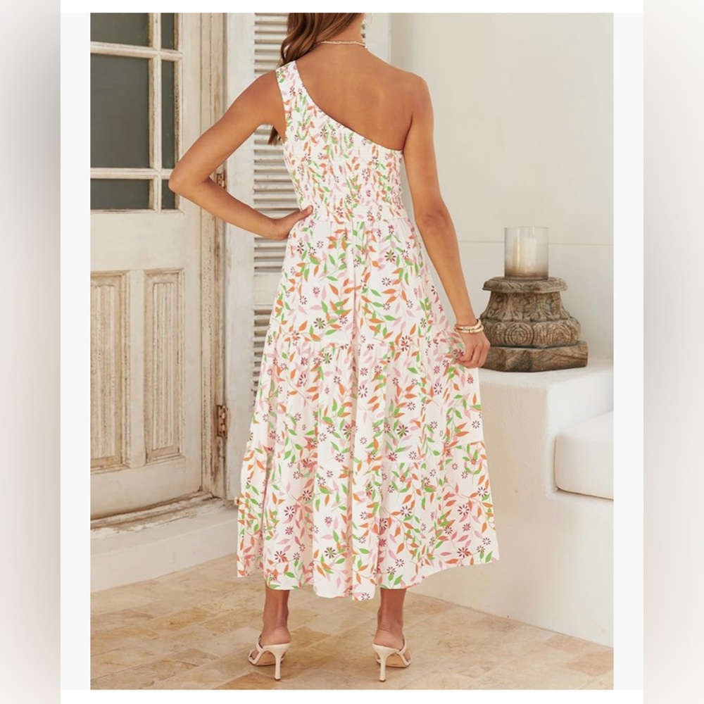 NWT, M, Bohemian Summer Floral One
Shoulder Sleeveless Smocked Long Midi Dress - Picture 4 of 8